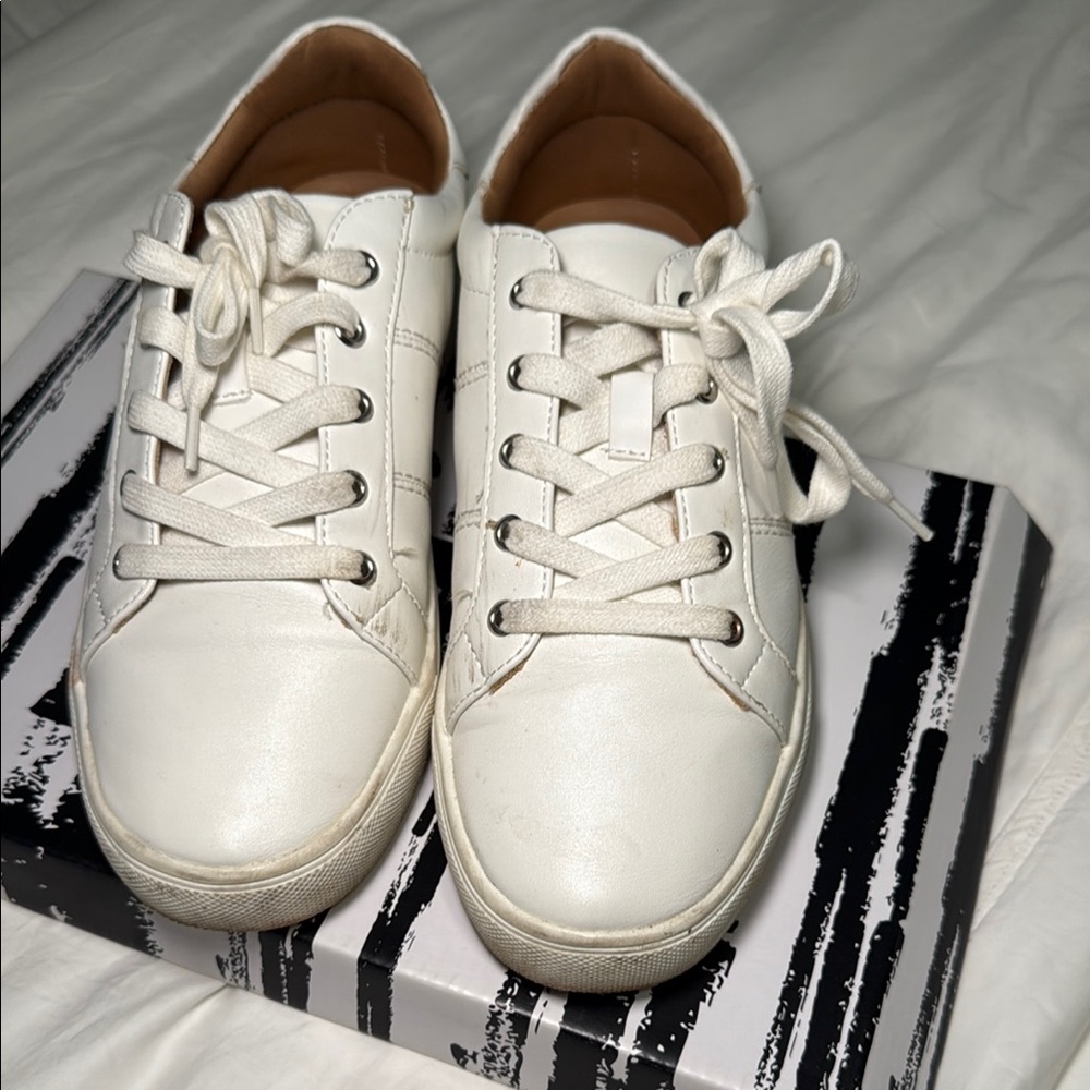Dolce Vita White Sneakers Lace-Up Low-Top